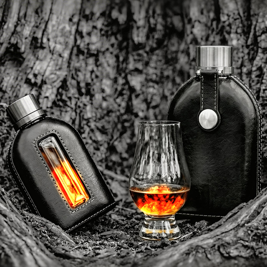 360 degrees Removable Leather-Sleeve Glass Flask