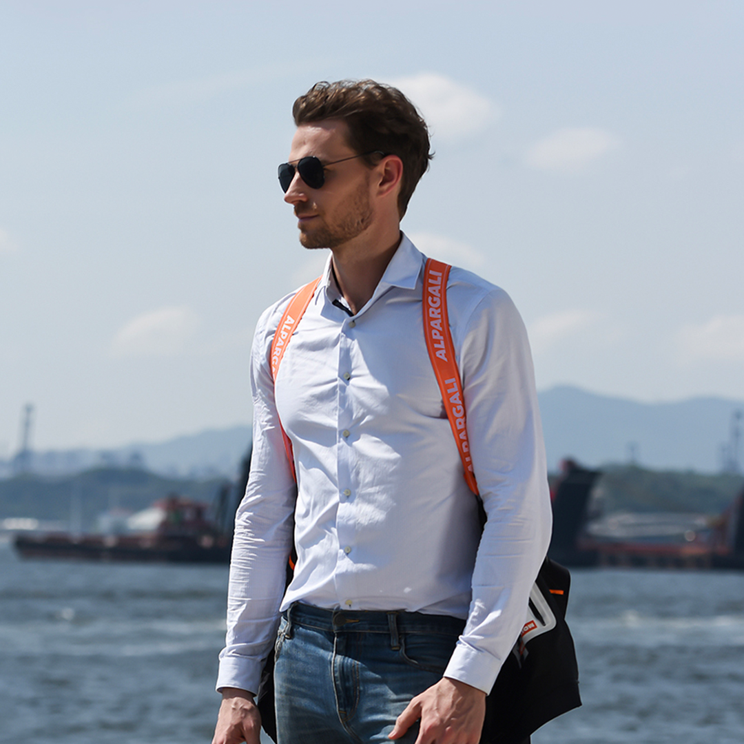 The Ultimate Cold Weather Jacket: Warmth, Durability, and Style