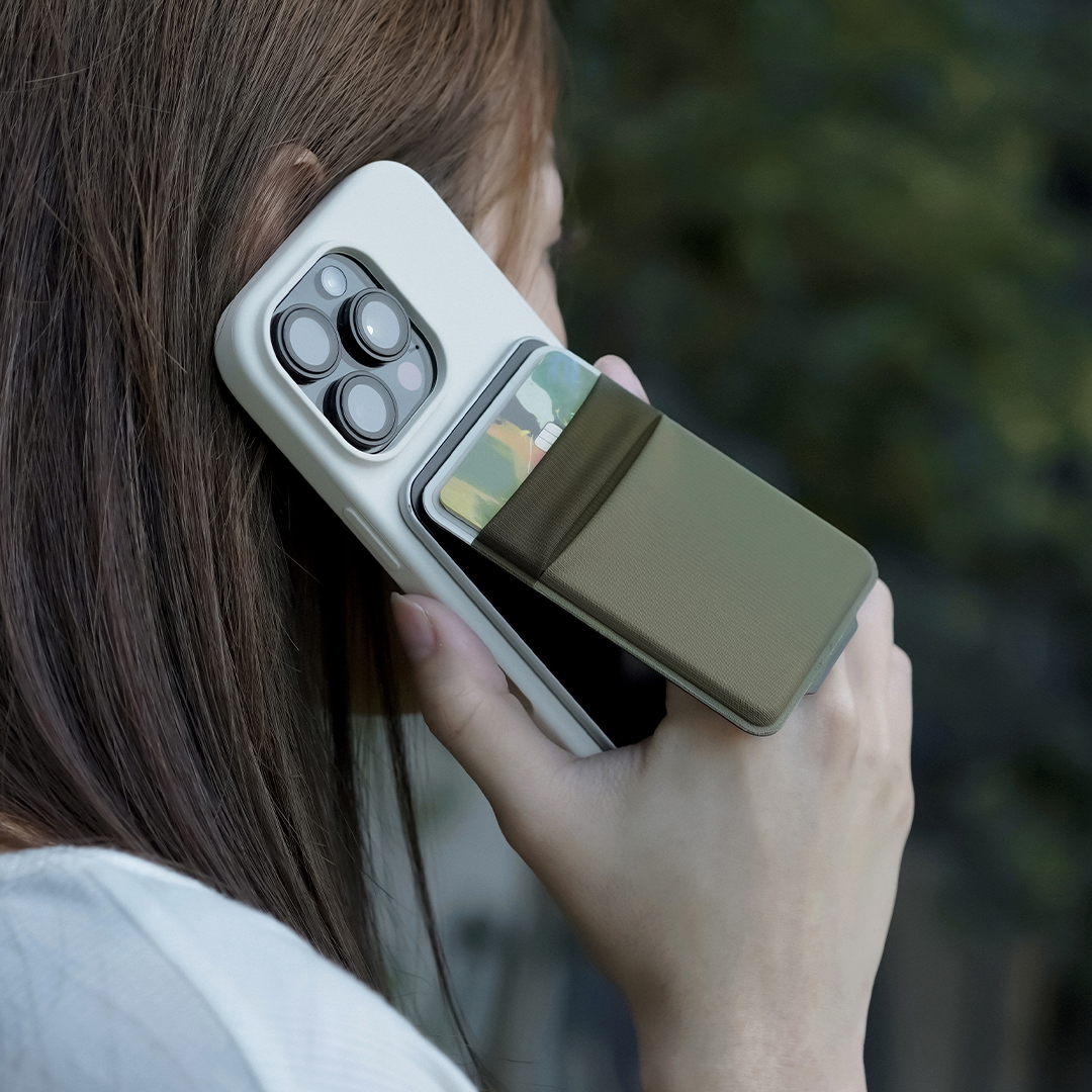 The Slimmest 5-in-1 Wallet Stand