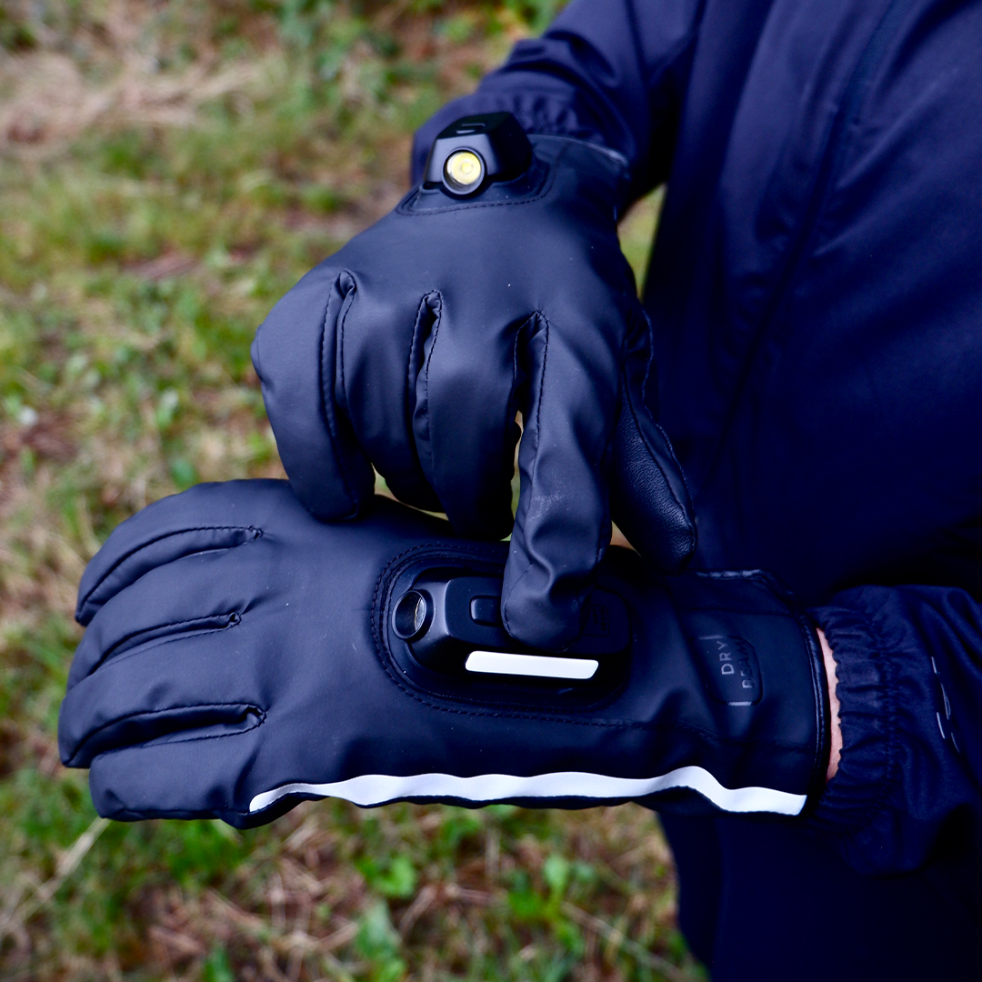 All-Weather Gloves With Magnetic Lights