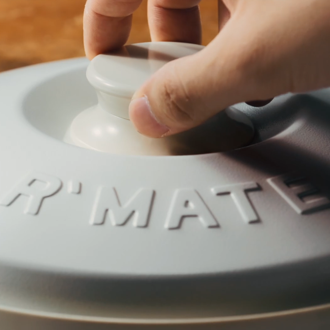 Turn Your Microwave Into a Grill