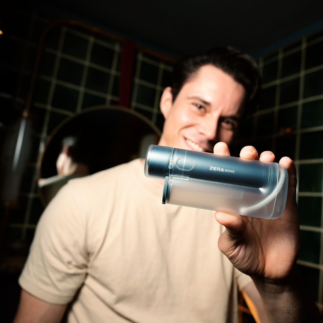 The Water Flosser With A Smart Sensor For Less Mess