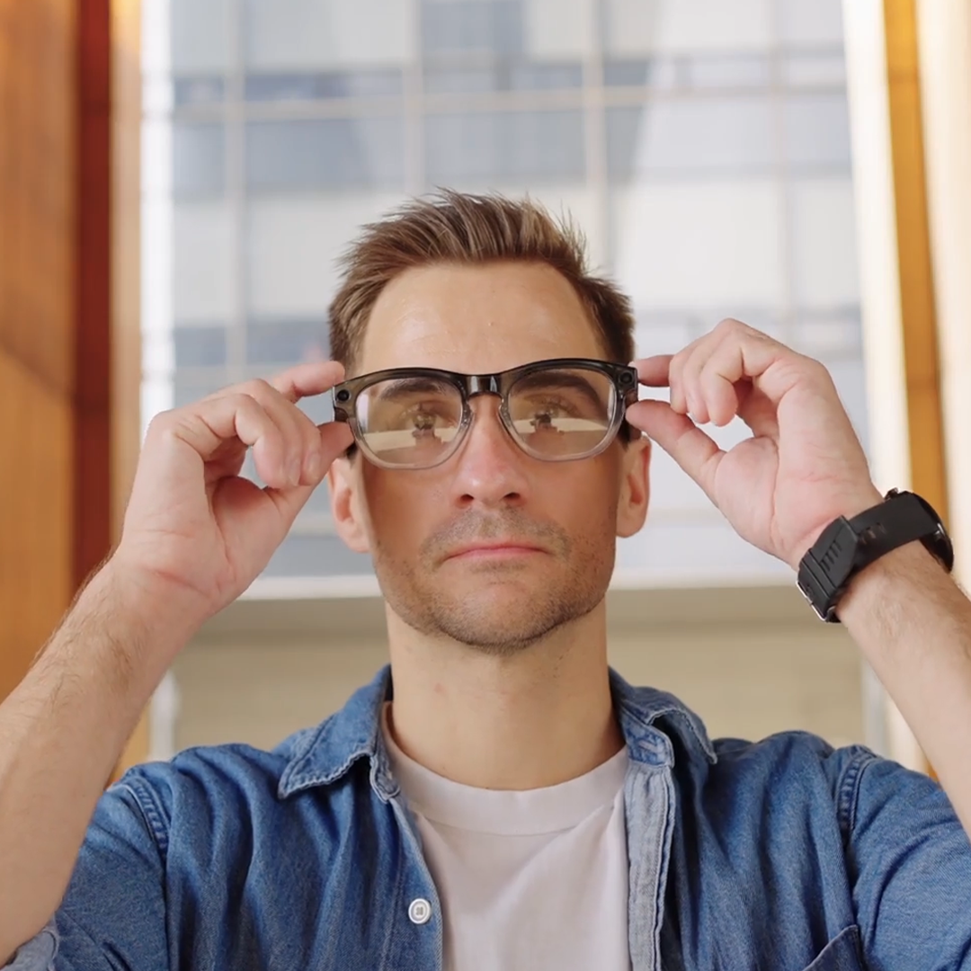 12MP AI Glasses, 2K Photos, Open-Ear Audio