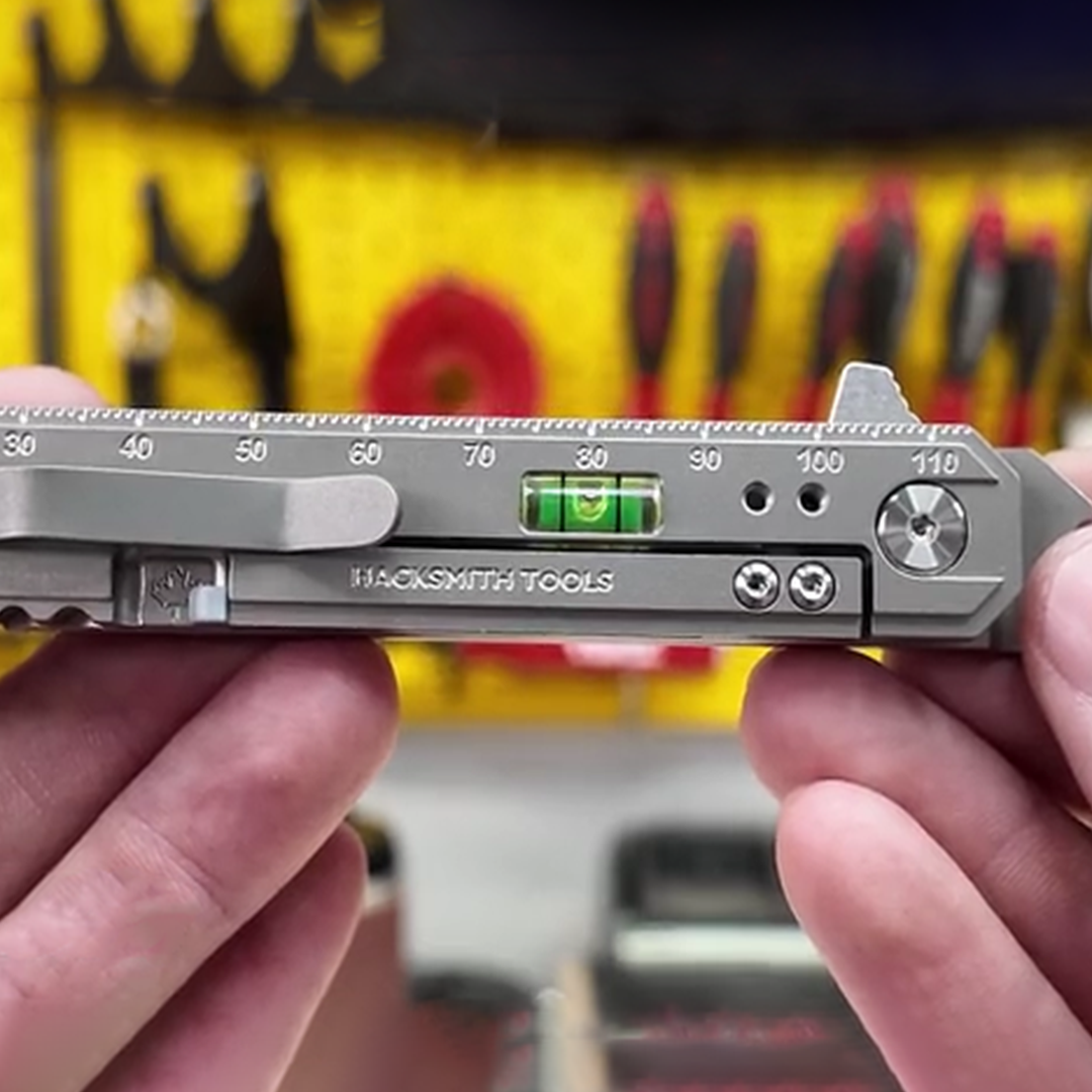 The Smith Blade (21-in-1 Titanium Multi-Tool)