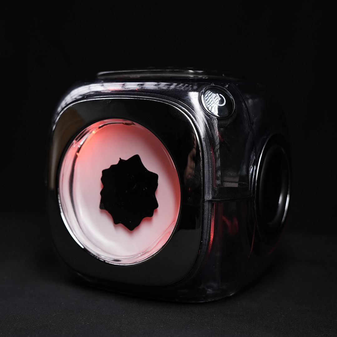 Ferrofluid Speaker With Real-Time Visuals