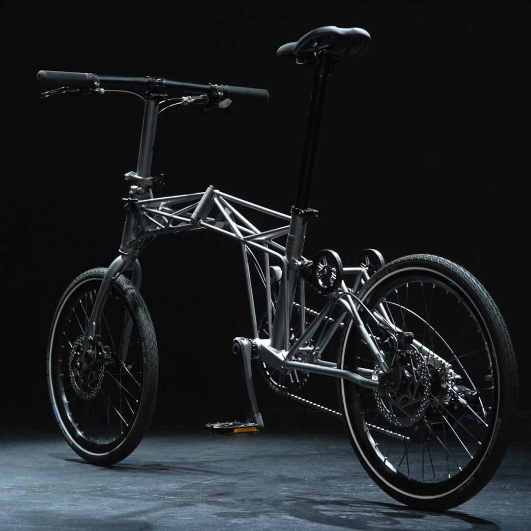 Patented 4-Fold Space-Frame Bike