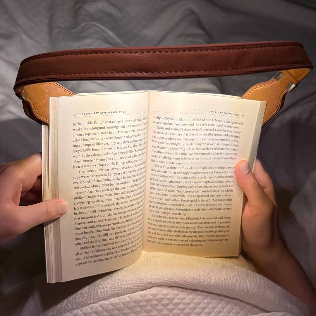 A Book Light That Follows The Shape Of Your Book.