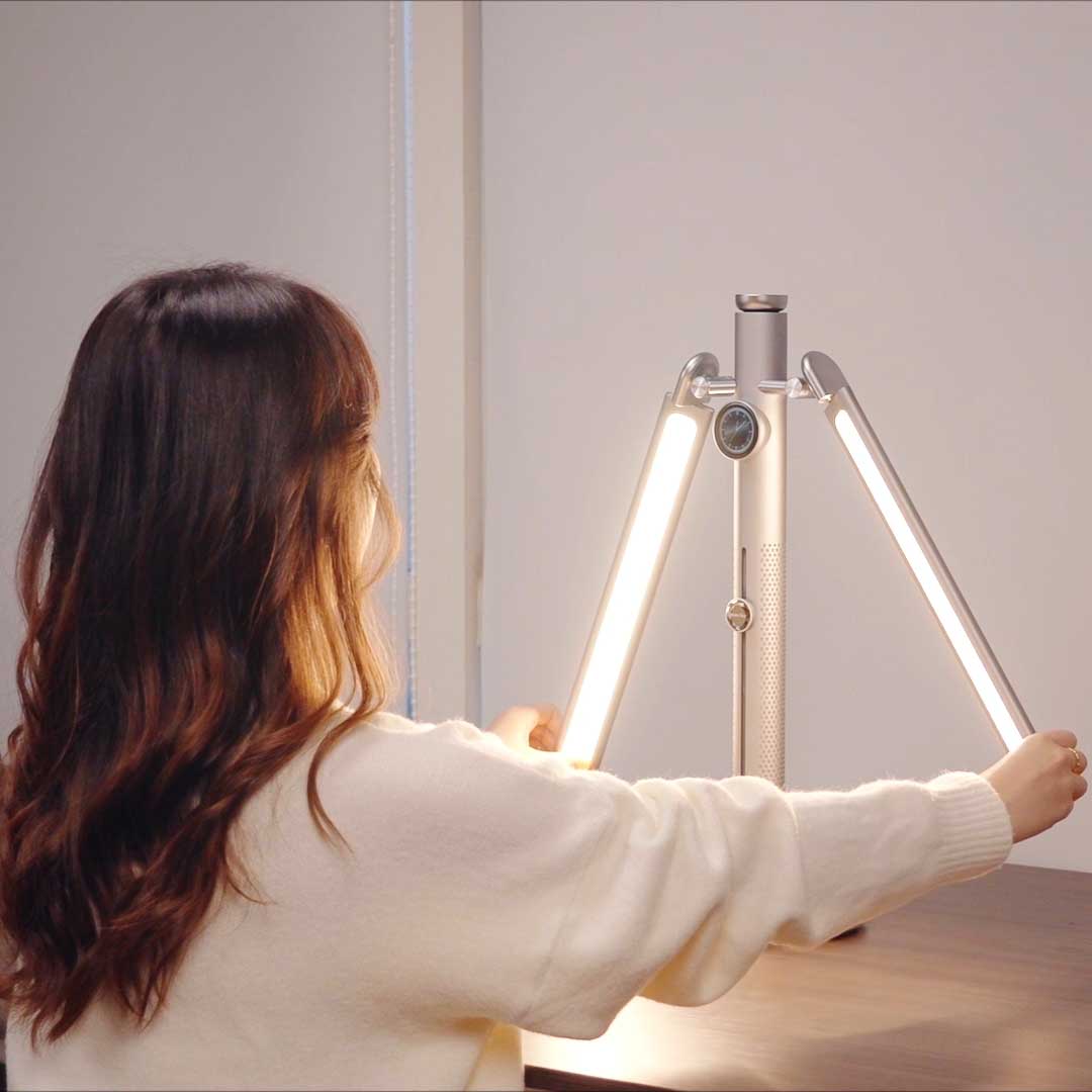 Craft Wide Light with Satellite Wings