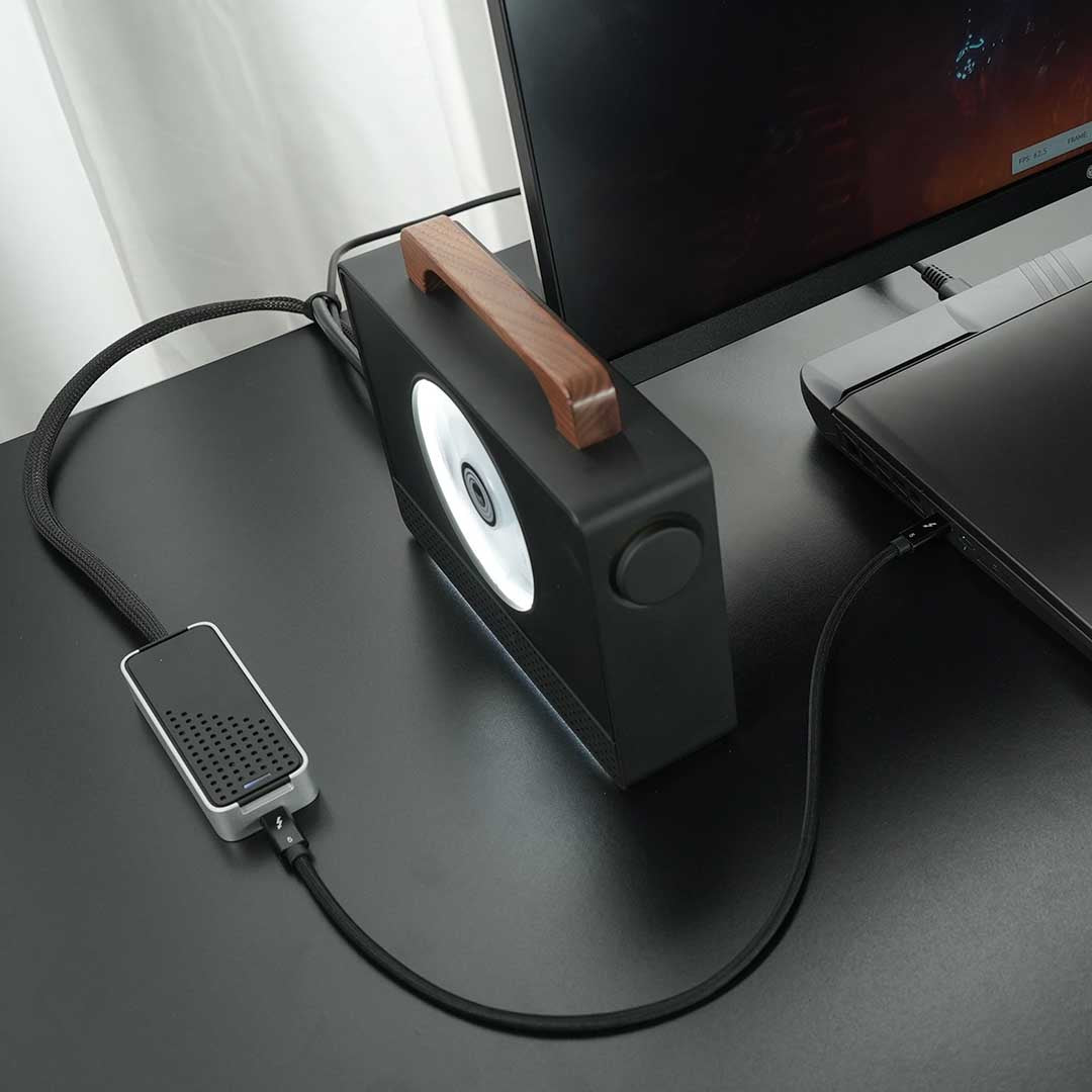Desktop-Class eGPU With TB5+OCuLink5