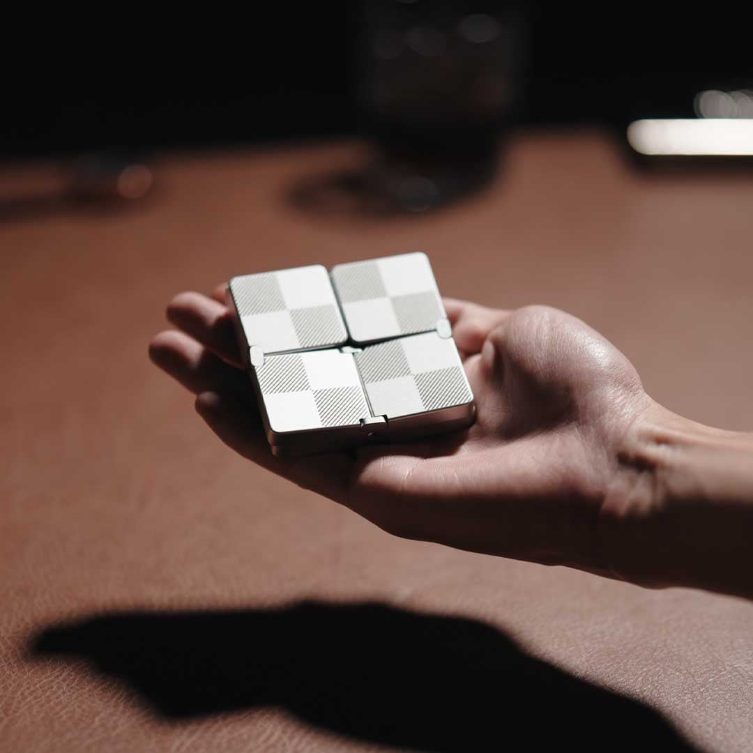 Infinitely Foldable Pocket Chessboard