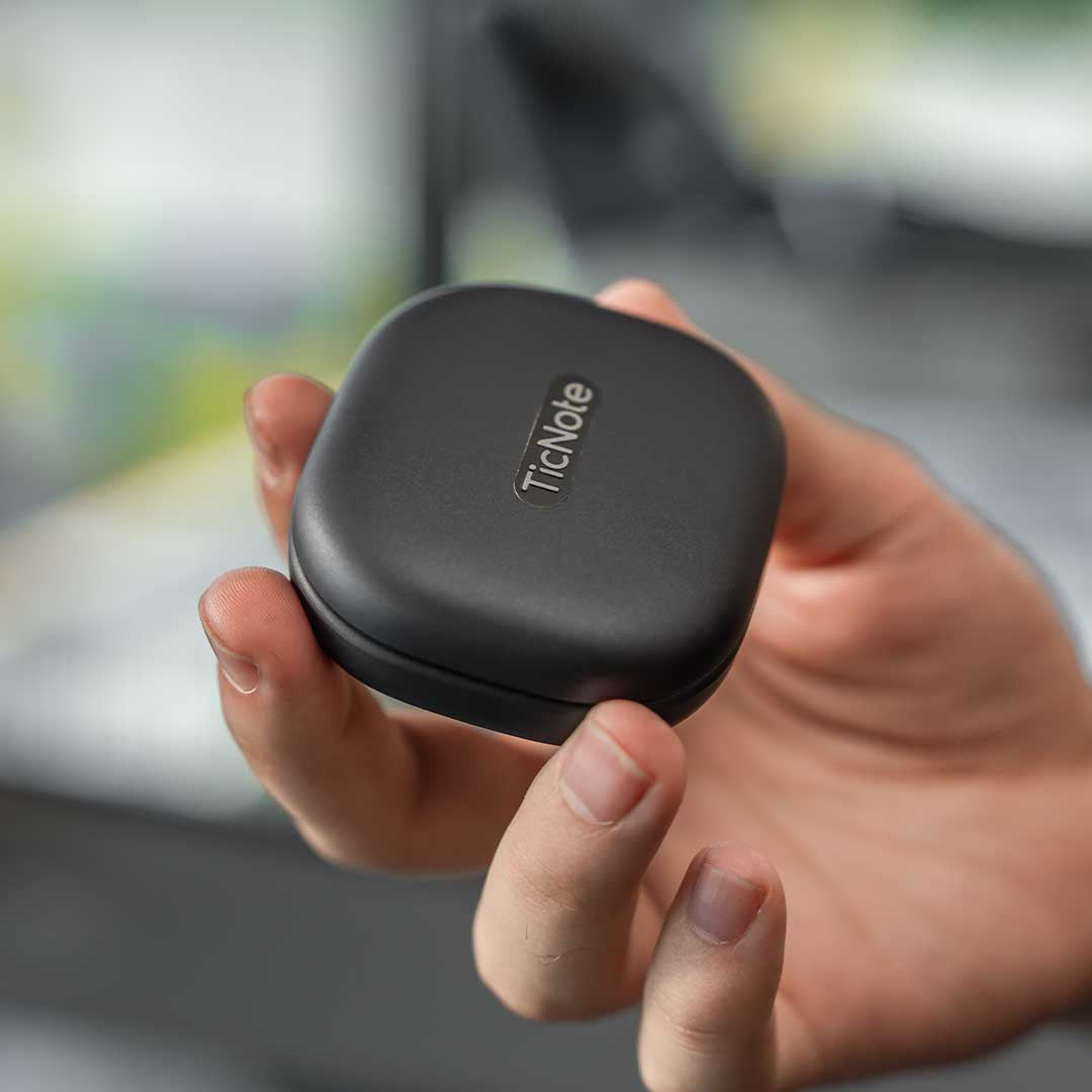 These 4G Earbuds Take Notes