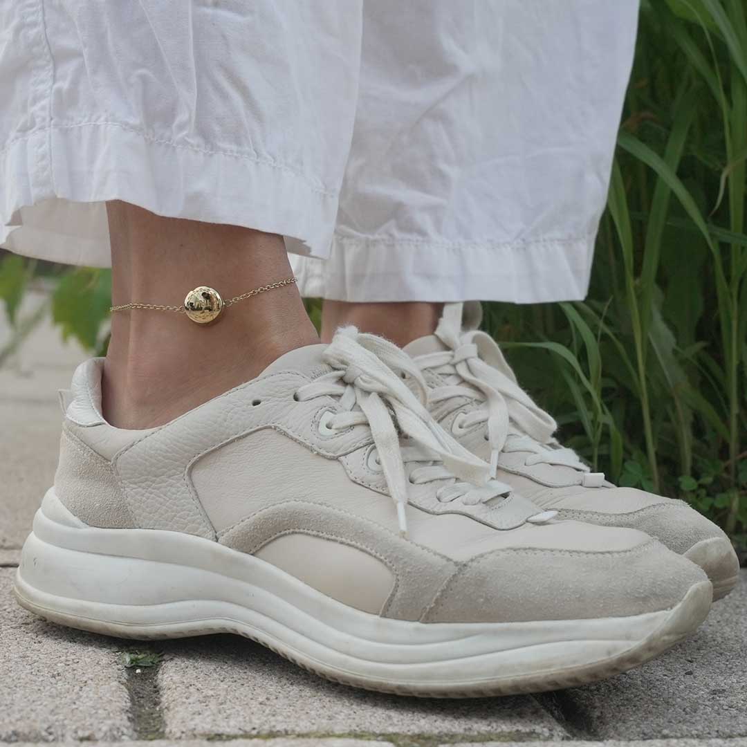 Track Every Step. Even the Ones Your Watch Missed.