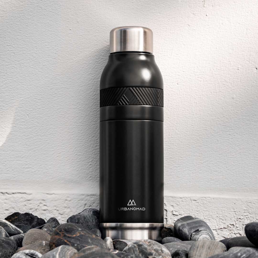 Vacuum-Insulated Water Bottle With A Surprise Twist