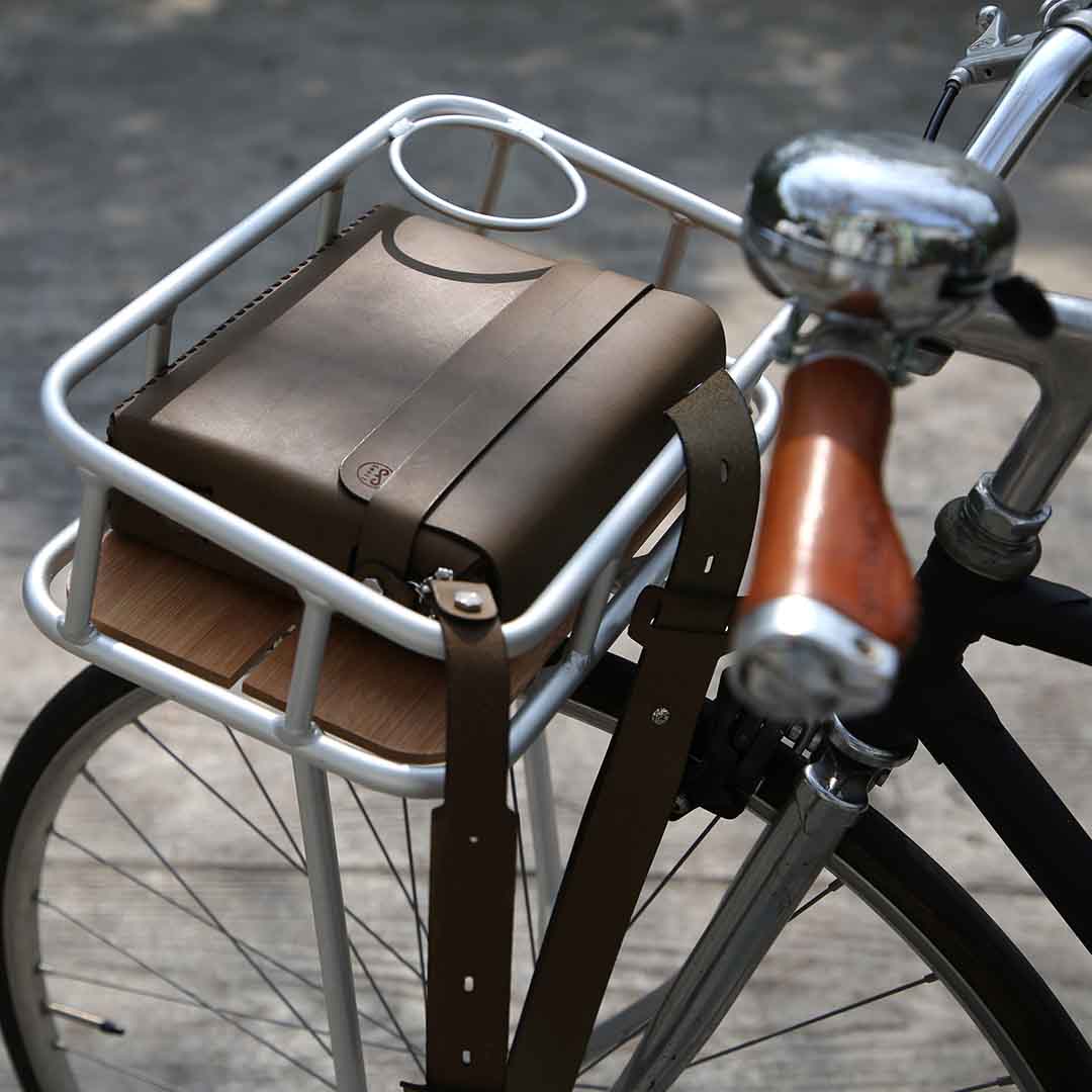A Sustainable Origami Design EDC Vegetable-Tanned Leather Bag