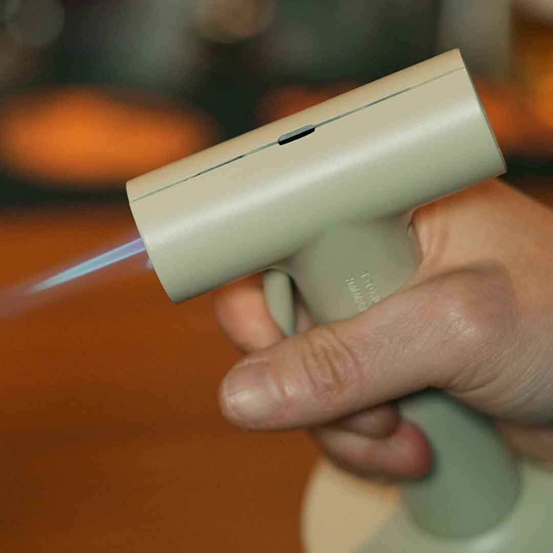1300 degreesC Pocket Torch, One-Hand Control