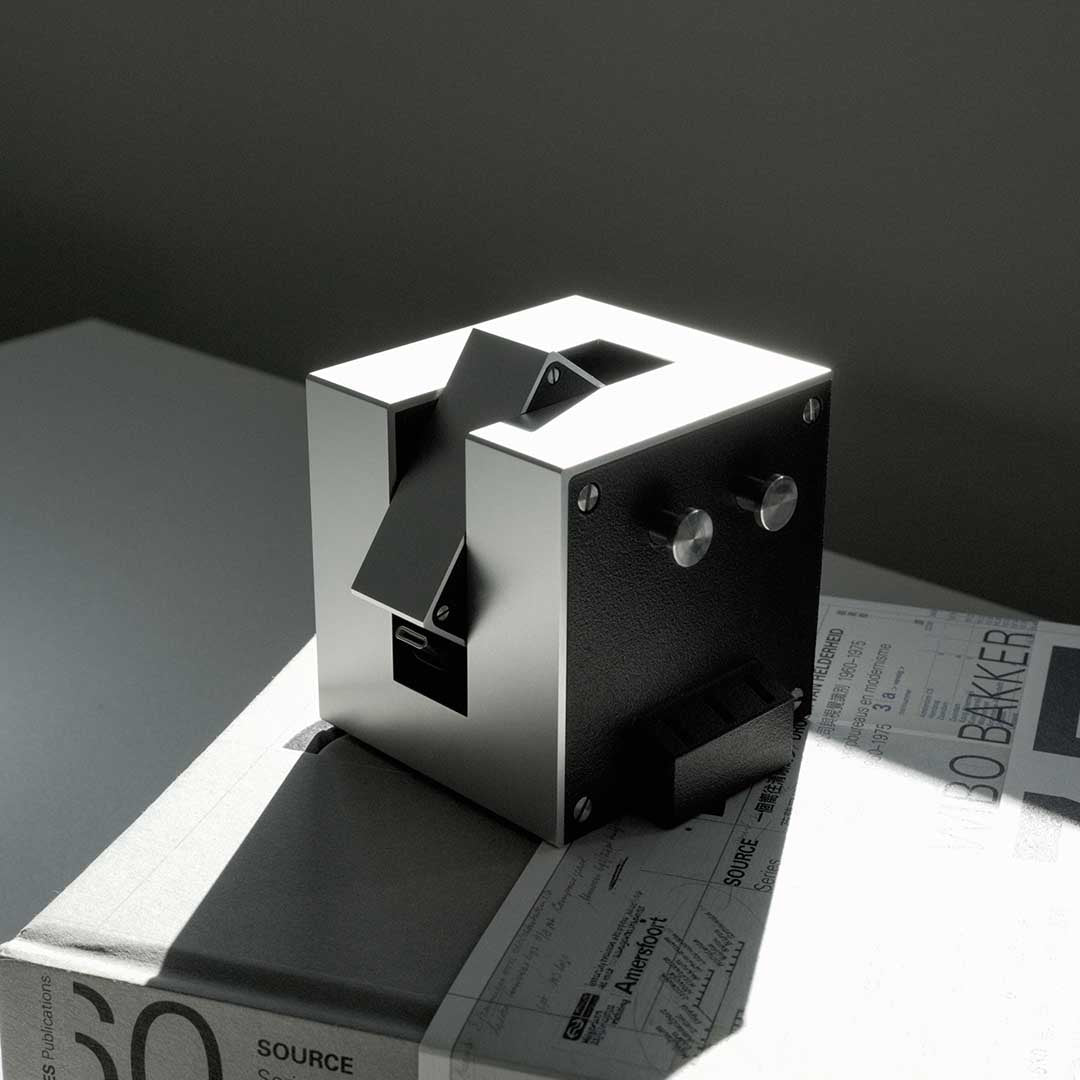 Modular Desktop Charger With 165W Power