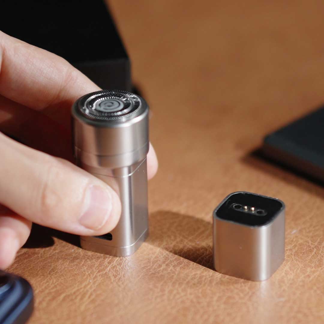 Modular Pocket-Size Magnetic Shaver