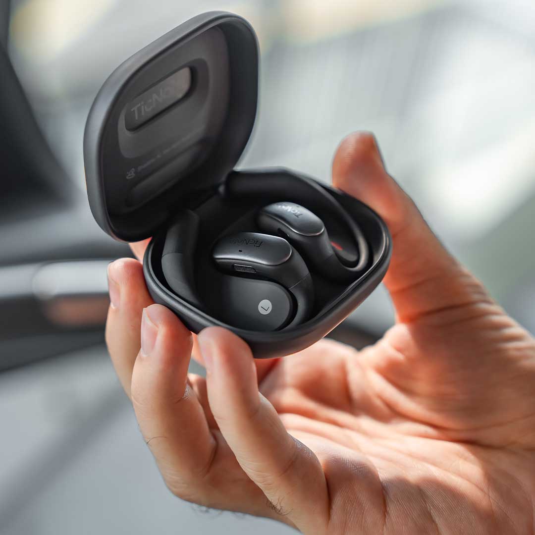These 4G Earbuds Take Notes