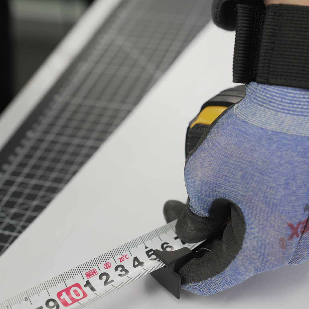 One-Handed Tape Markers