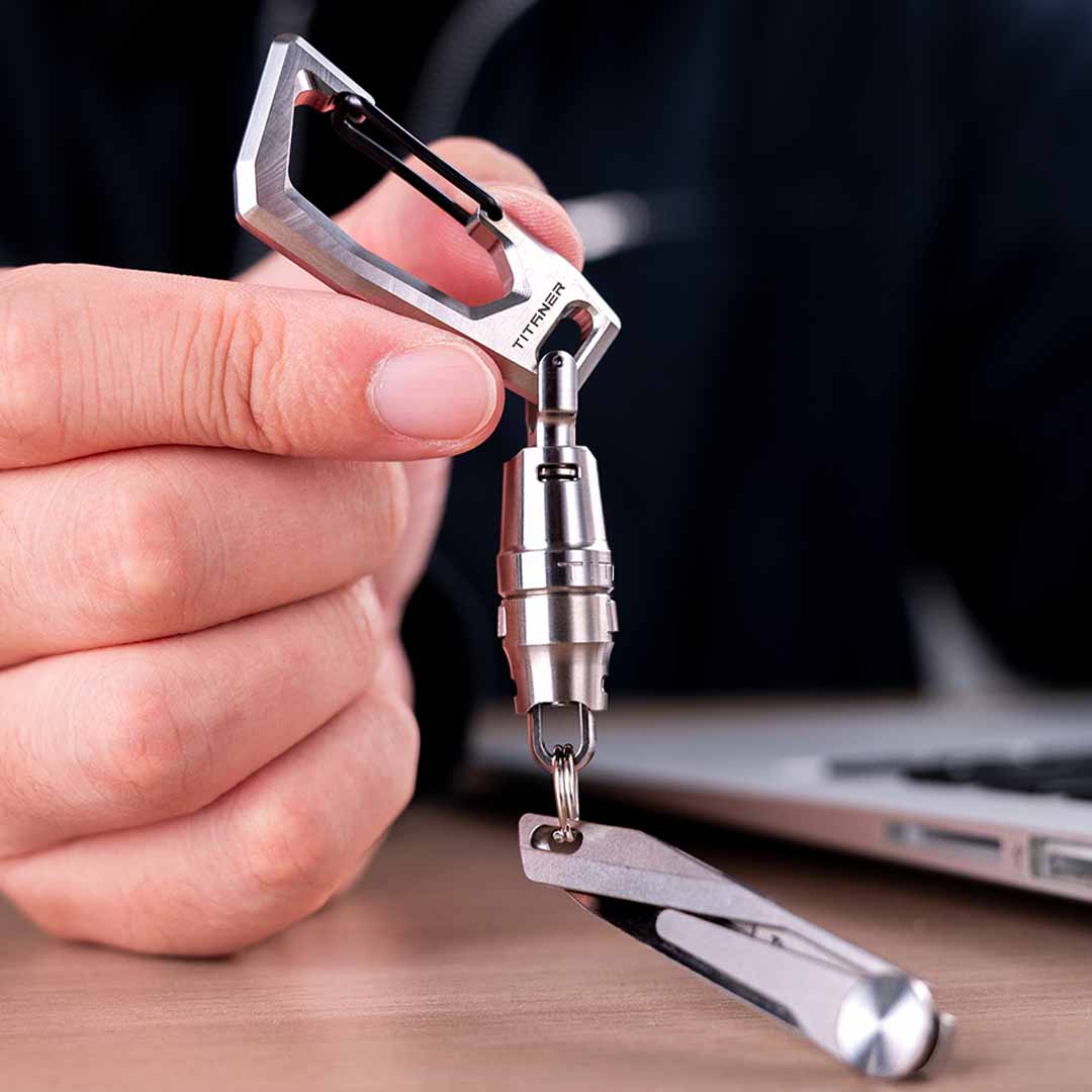 Dual-Lock, One-Hand Connector