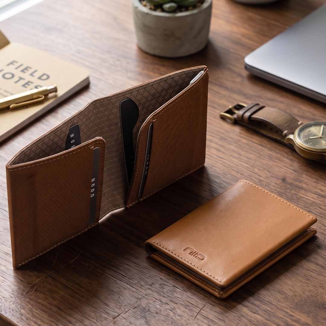 Slim Magnetic Wallet Built For Modern Pockets
