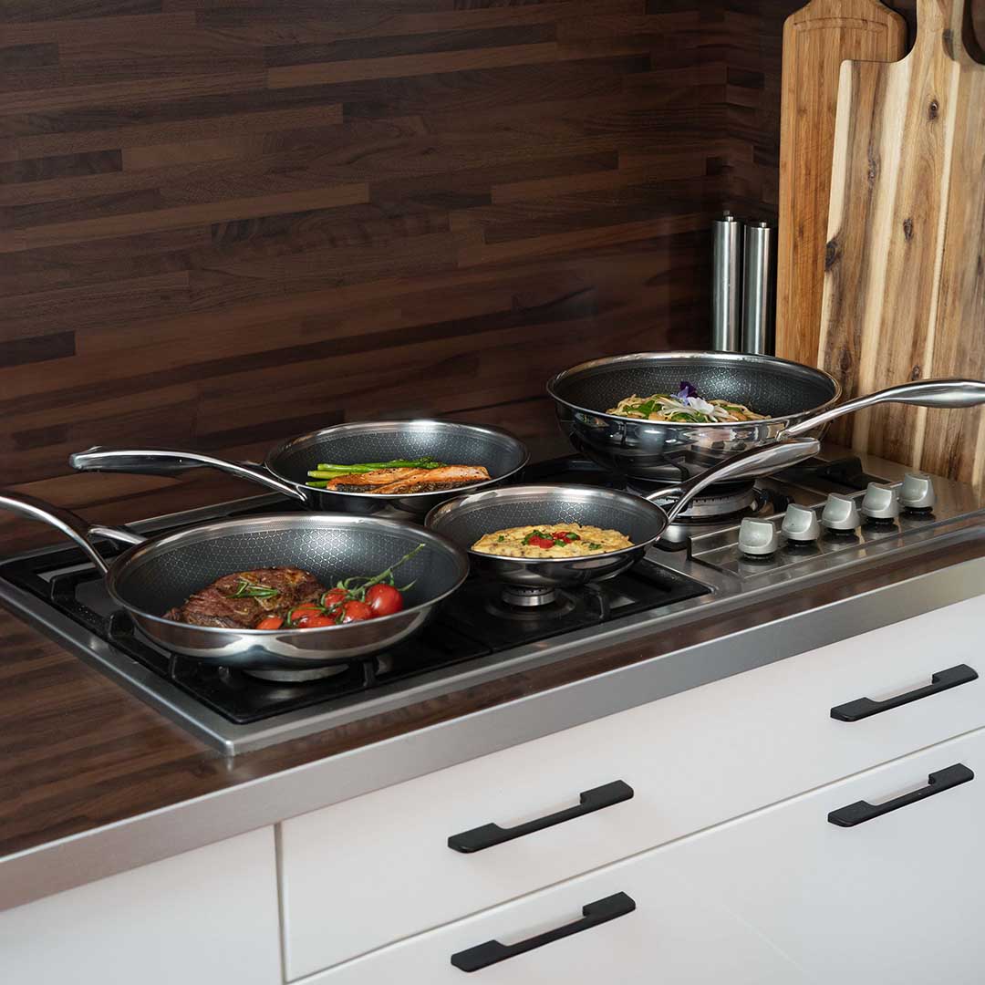 Ceramic Coated Non-Stick Pan For All Heat Sources