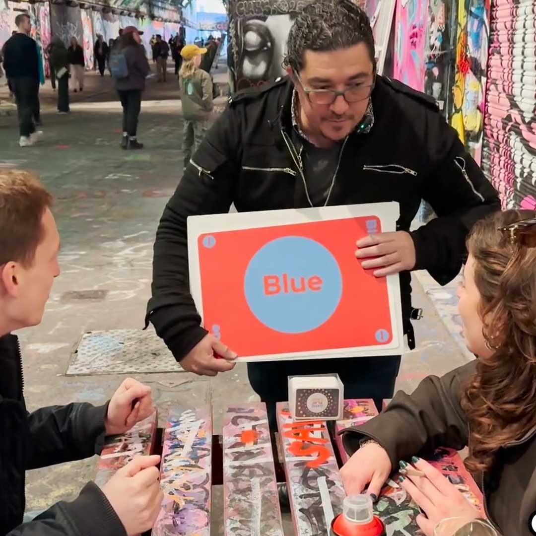 Fast Brain-Teasing Color Card Game