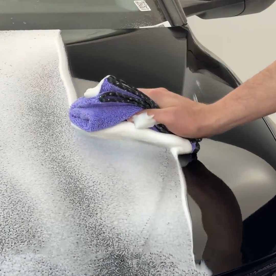 A Full Car Wash In Minutes