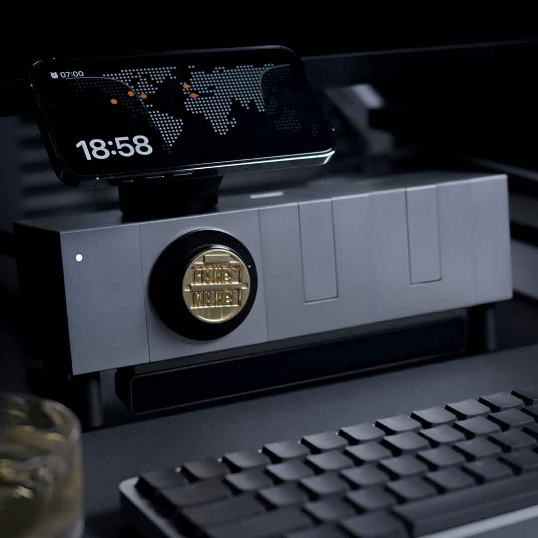 Modular Desktop Charger With 165W Power