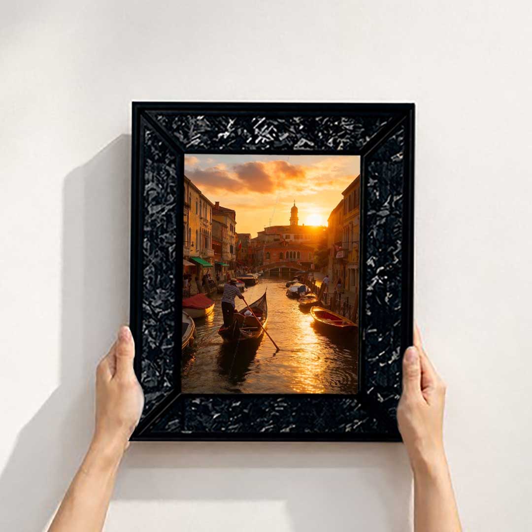 Self-Charging Color E-Ink Canvas Art