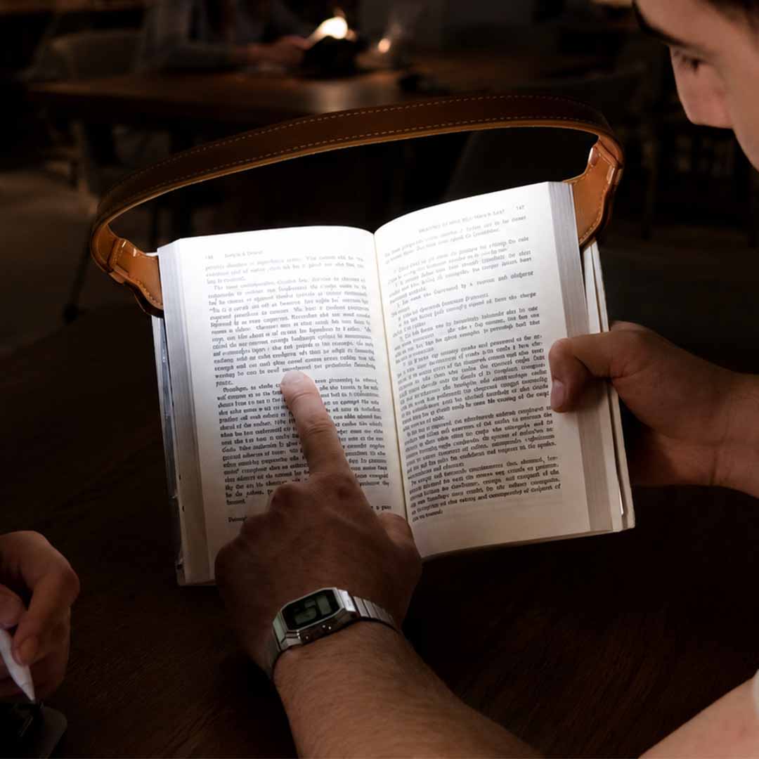 A Book Light That Follows The Shape Of Your Book.