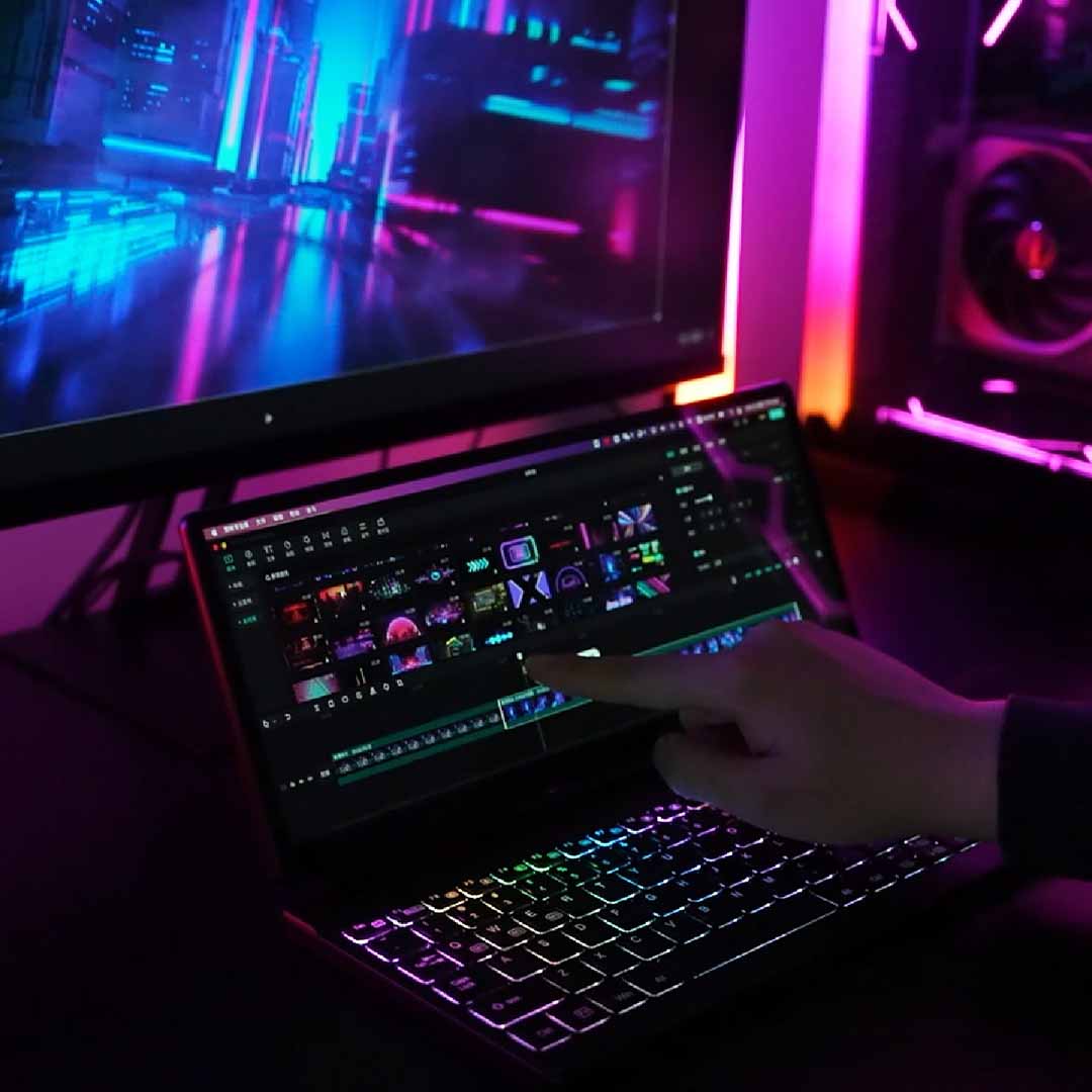 4K Touch Keyboard With 13-Inch Display