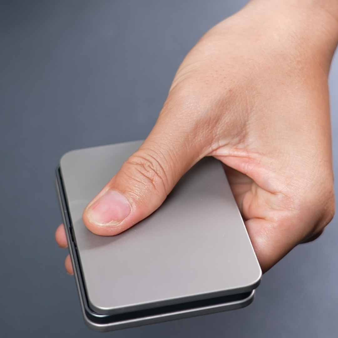 Slide-Open Titanium Wallet, 6-Card Speed