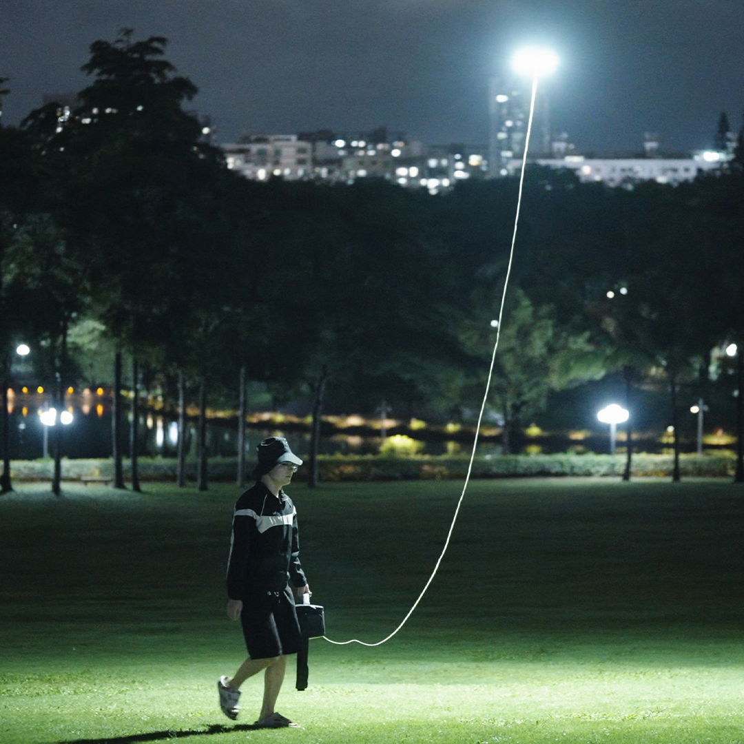 Hovering 16000 lm Panoramic Camp Light