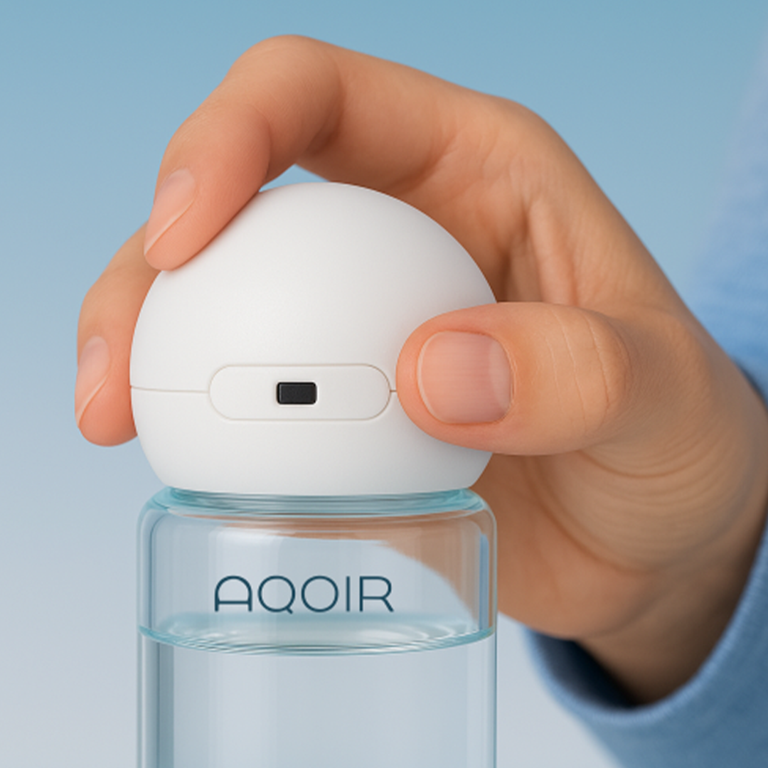 This Water Bottle Measures Your Hydration Levels