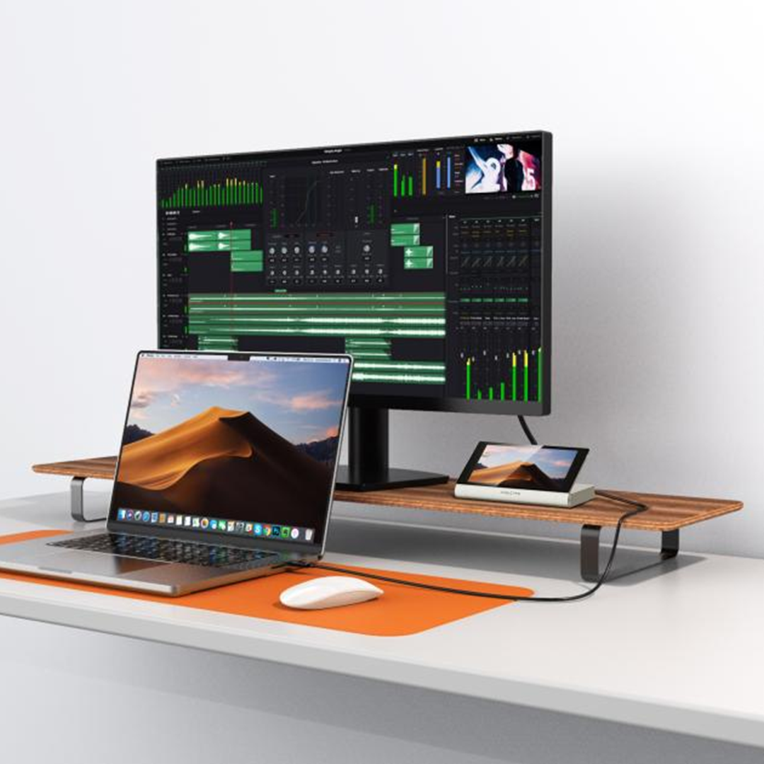 The 8-In-1 USB-C Dock That Keeps Work In View
