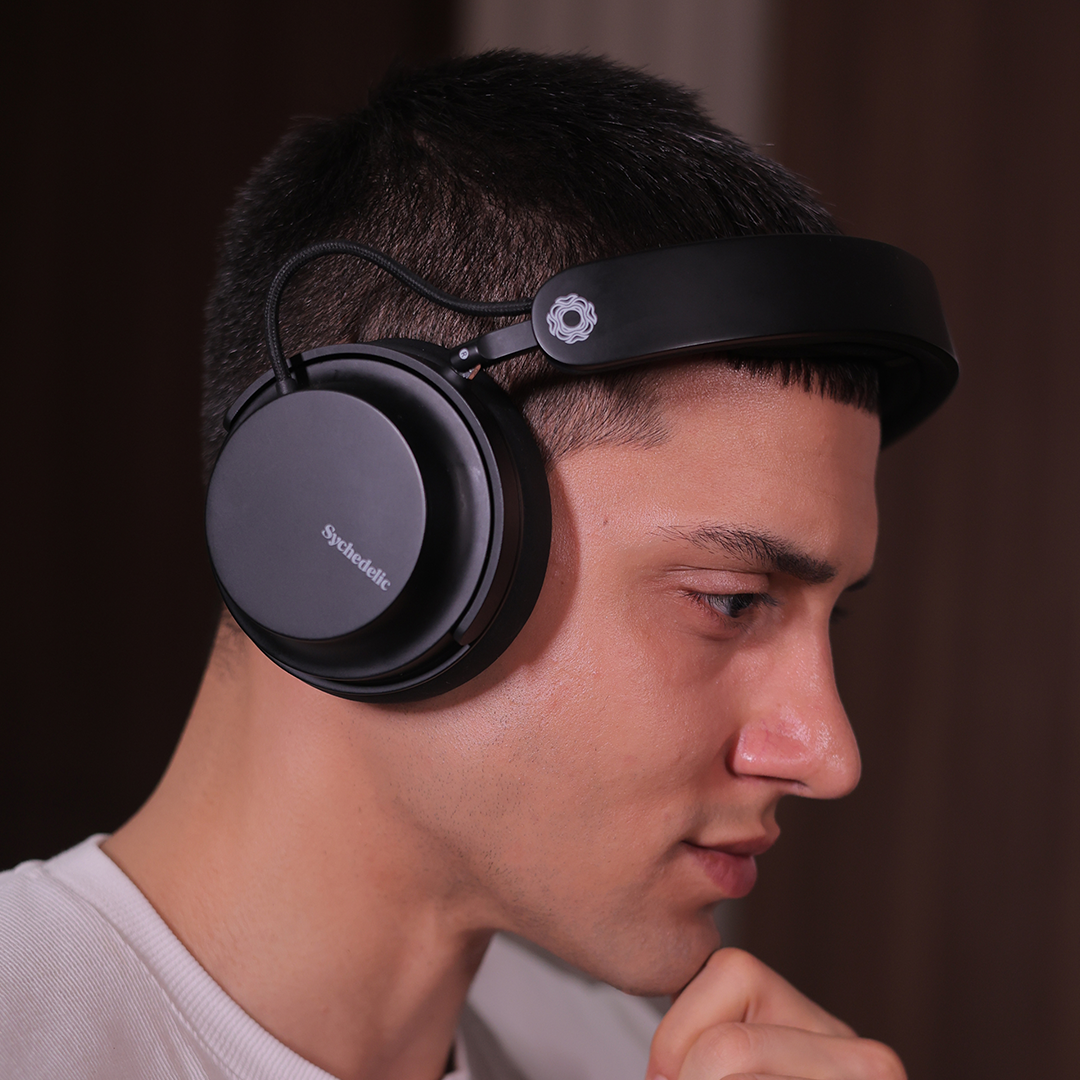 Brain-Sensing Headphones For Focus And Sleep