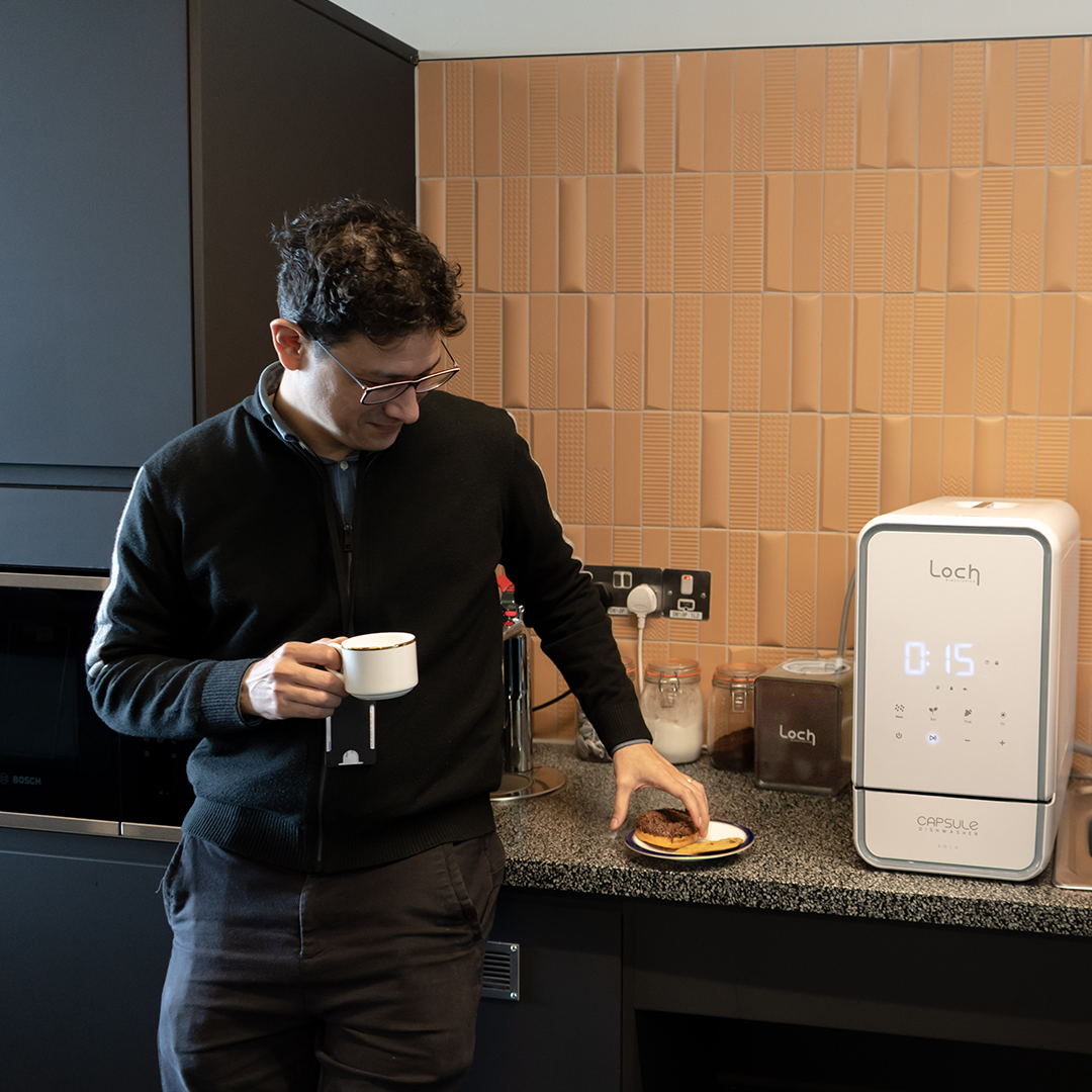 Ultra Space-Saving Dishwasher For Small Households