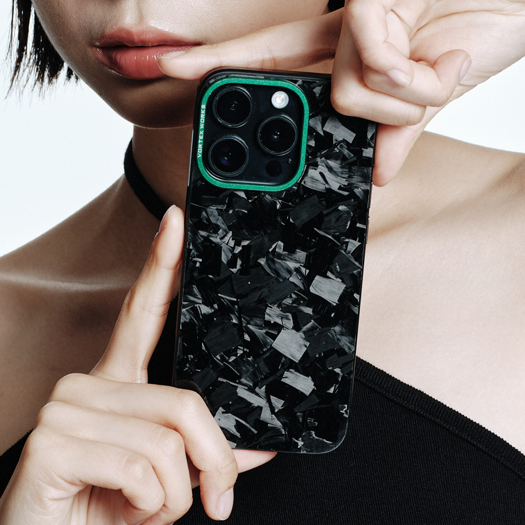 iPhone Style With Aerospace Carbon