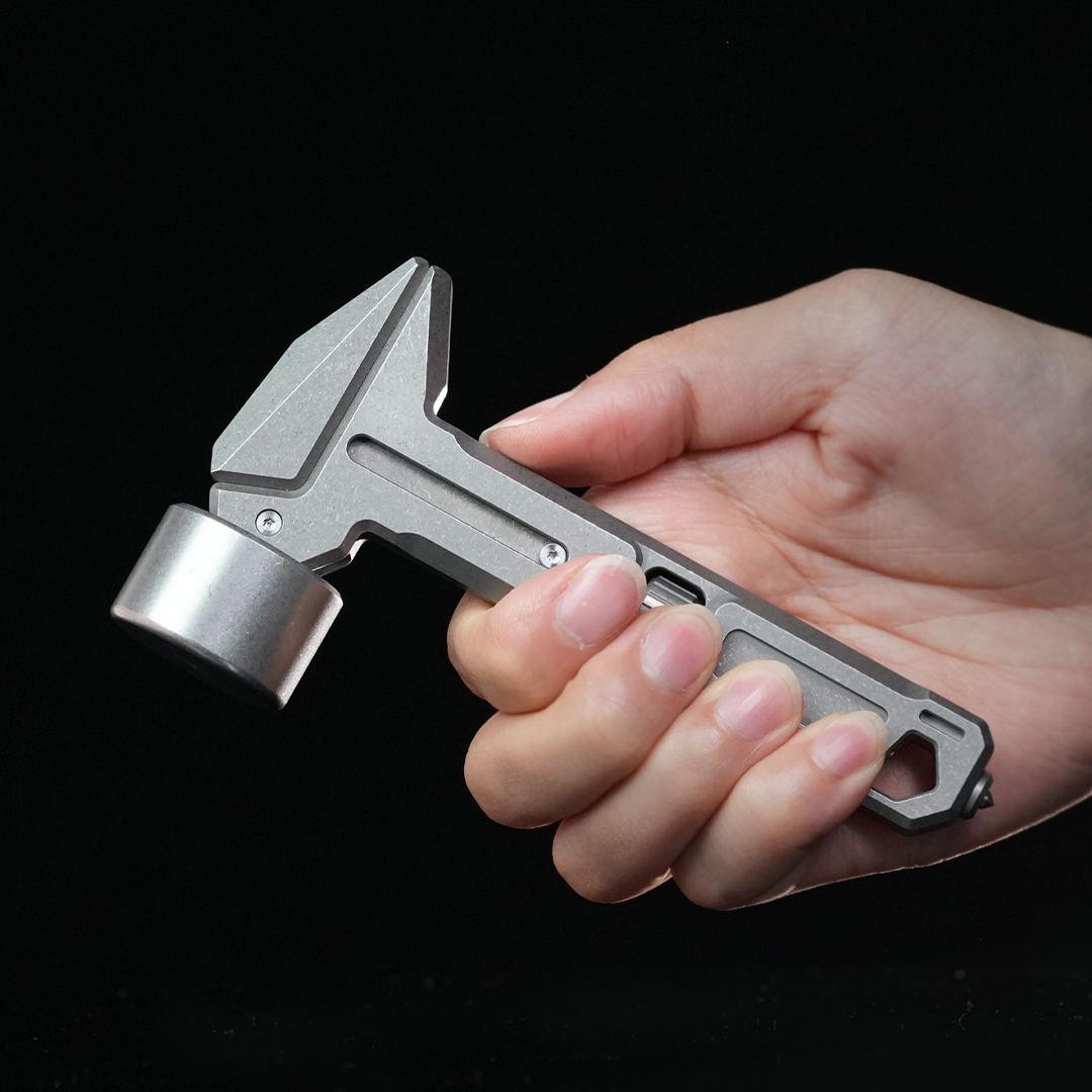 Pocket Hammer Built For Precise Power