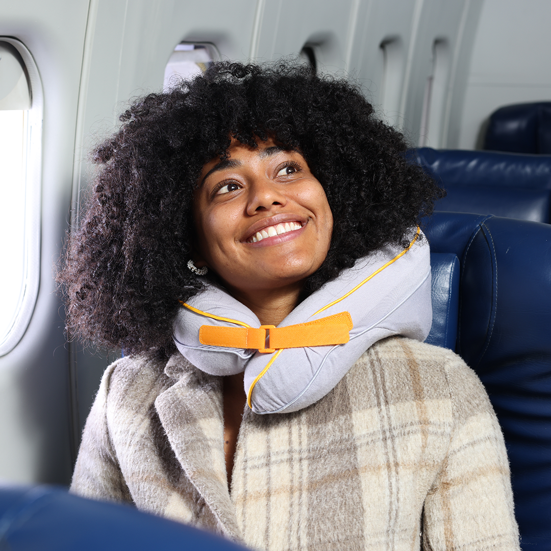 Space-Saving Pillow with Magnetic Headrest