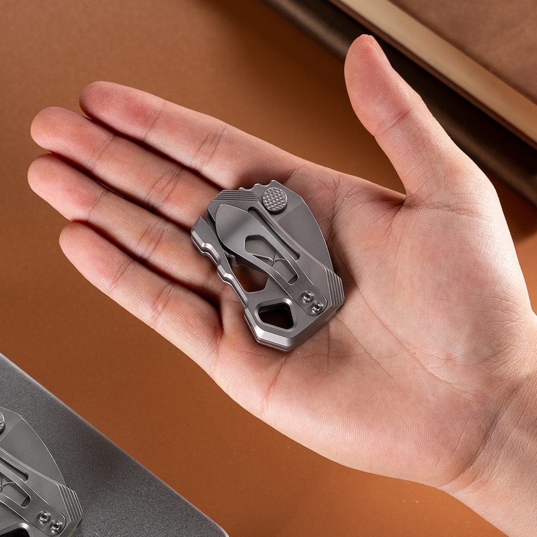The Titanium Cutter For Your Keychain