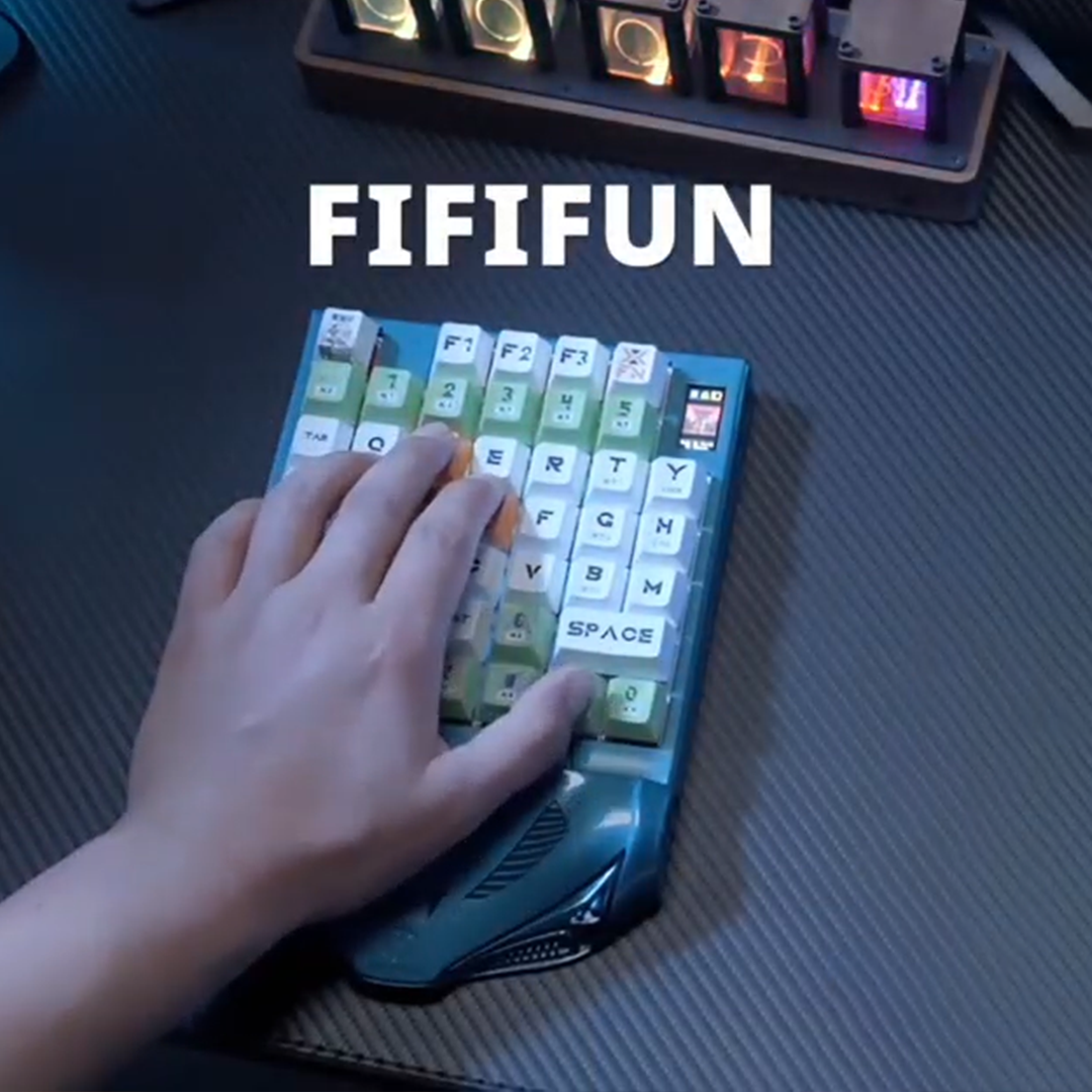 Minimalist One Handed Keyboard For Gamers