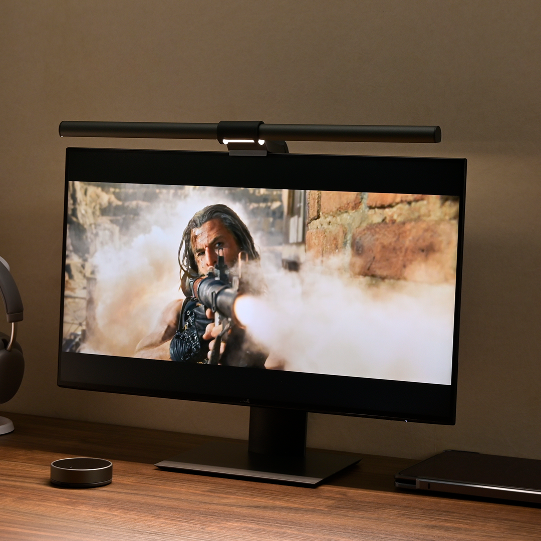 Adaptive Lighting for Every Screen Setup