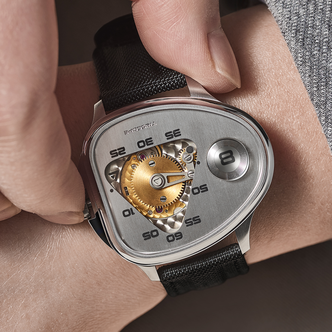 Jump Hour, Triangular Minutes Watch