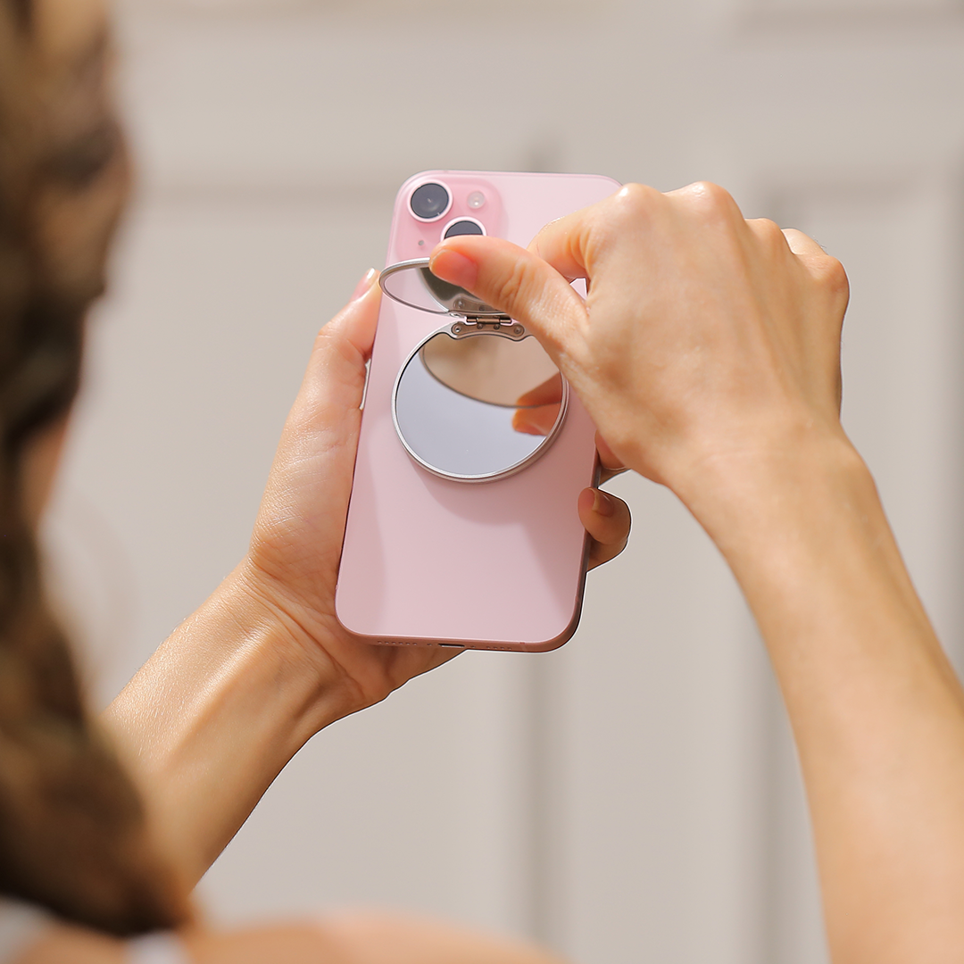 Snap. Grip. Stand. Mirror.