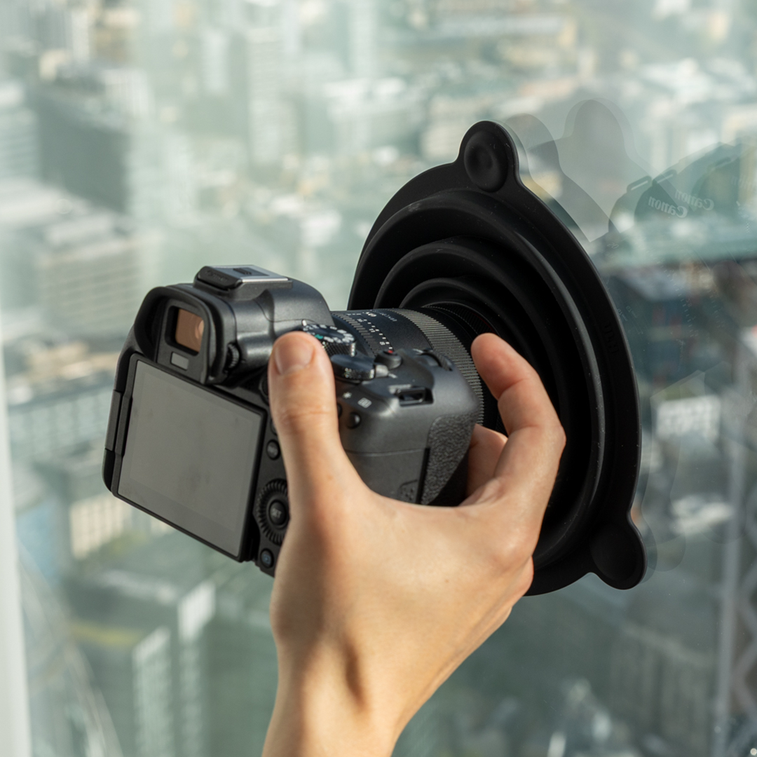 Hands-Free Lens Hood For Glare-Free Shots