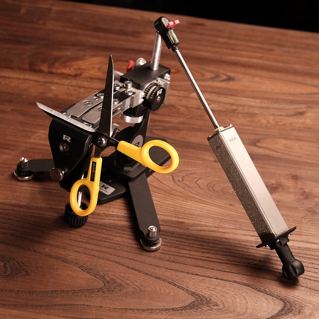 4-in-1 Sharpener With Angle Indicator