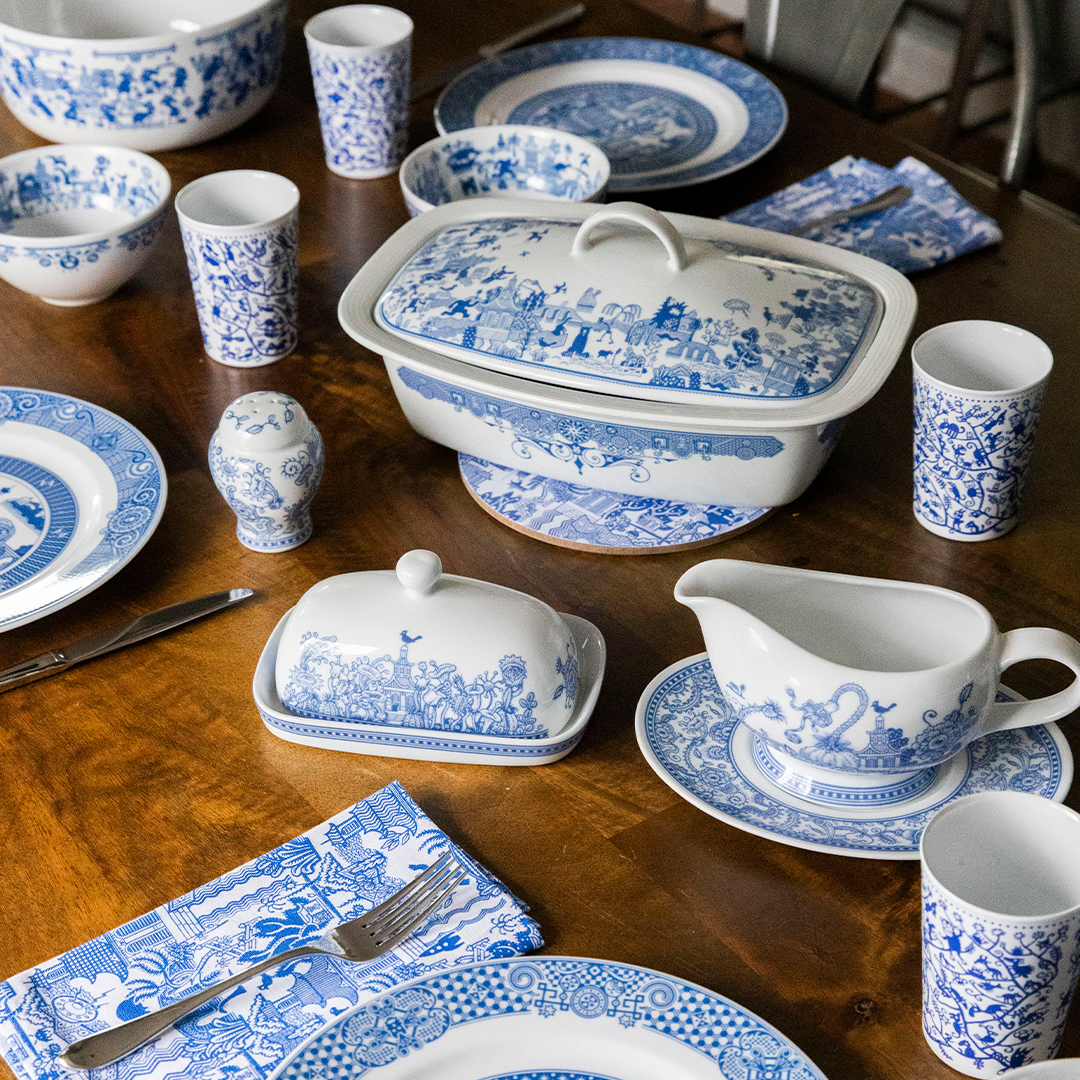 Craft Tableware With Menacing Plants