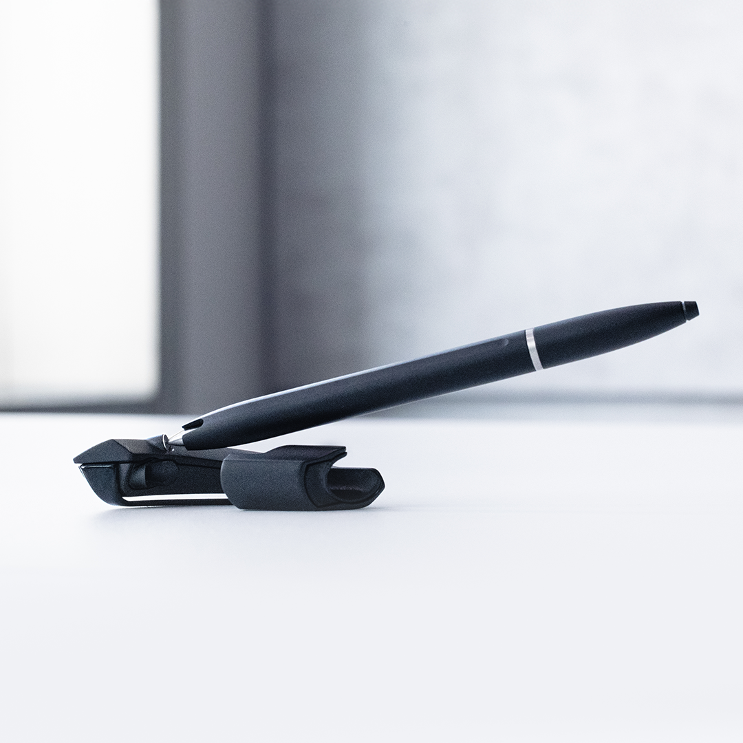 The Floating Pen Built For Everyday Carry